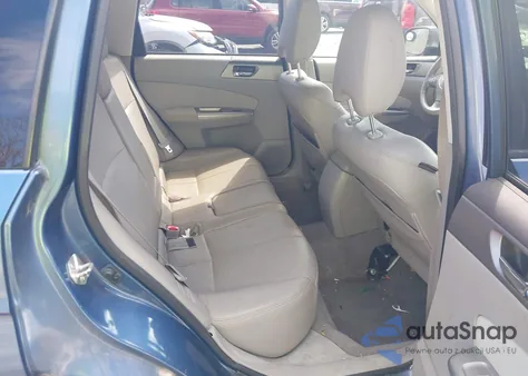 2010 Subaru Forester 2.5X Limited z USA, uszkodzony, nr VIN JF2SH6DC1AH724874